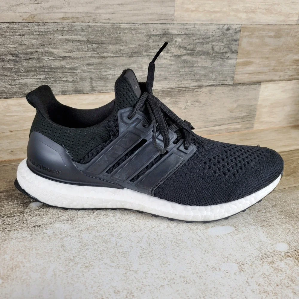 Adidas Ultraboost 1.0 Womens Shoes Sz 8 Athletic Running Black White Sneakers